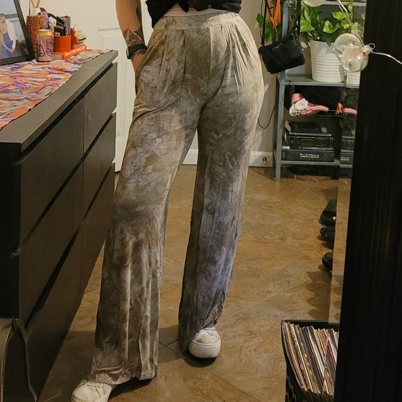 Tie Dye Lounge Set - Picture 3 of 6